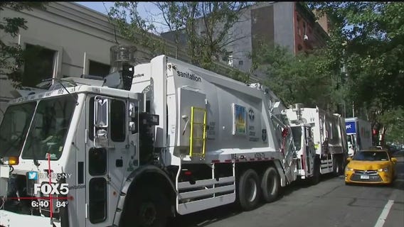 East Village residents complain over odor from sanitation trucks