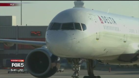 Passengers irate after 18-hour delay on plane at JFK