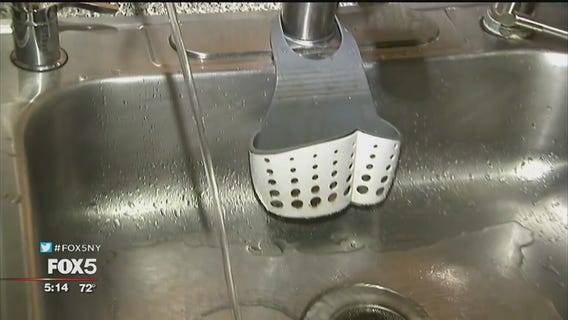 Newark residents struggling to cope with water crisis