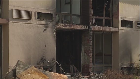 Abandoned Orlando motel goes up in flames