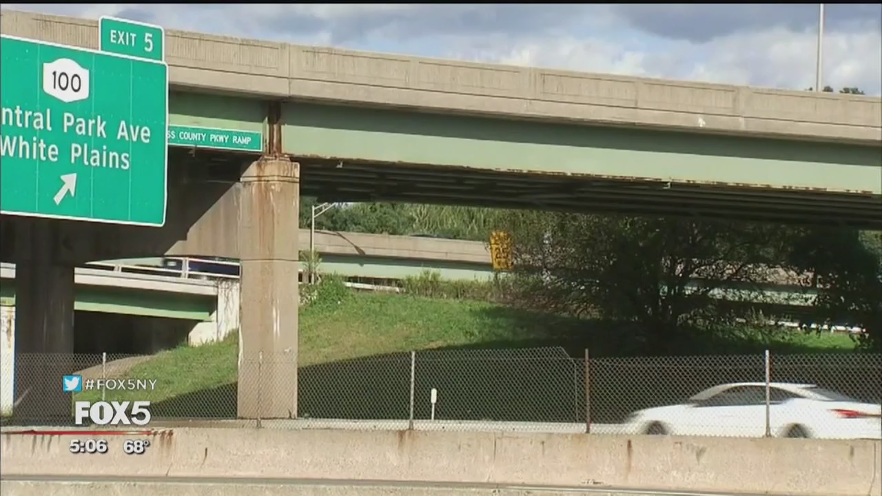 Report calls many NY bridges ?deficient?
