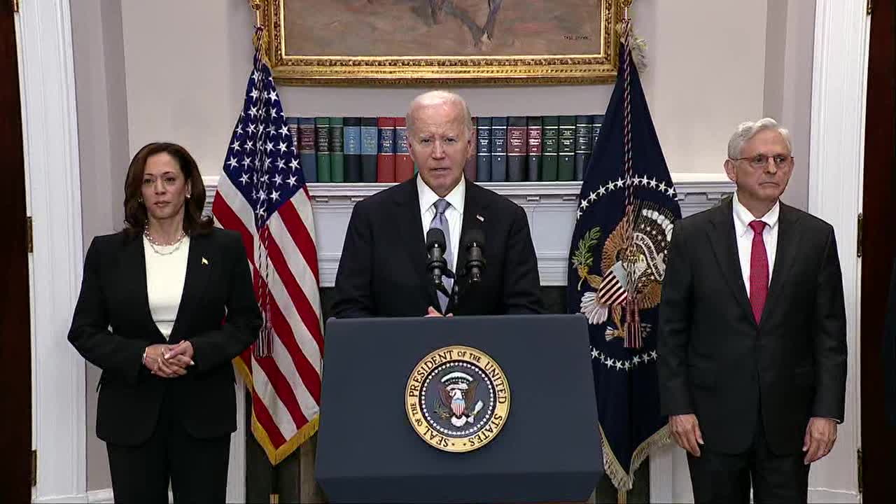 Biden calls for unity after assassination attempt