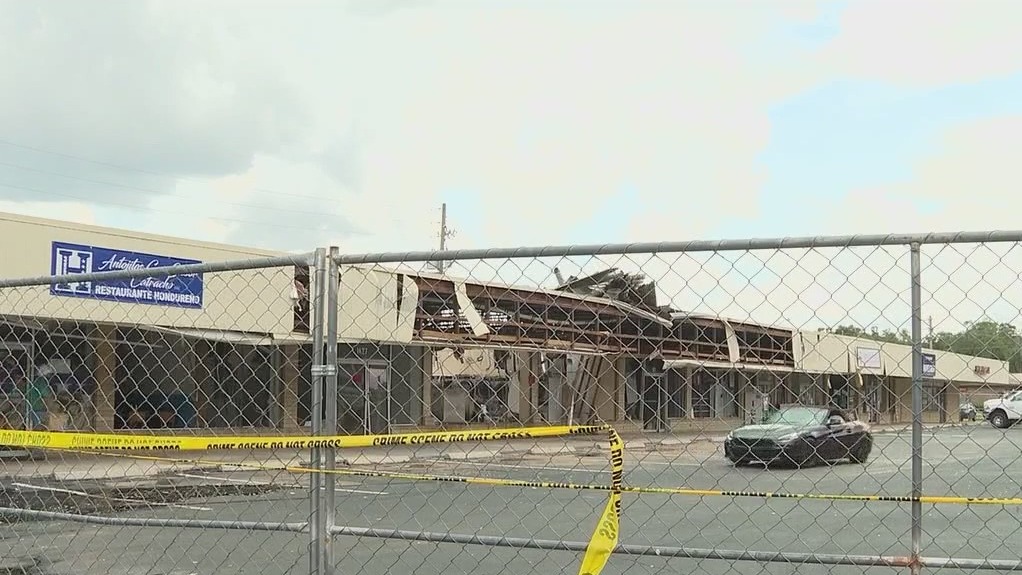 Crews clean up after Ocala laundromat explosion | FOX 35 Orlando