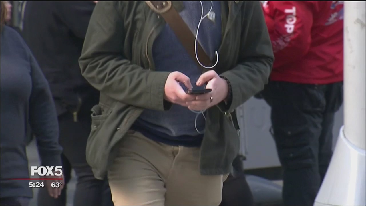 Businesses embracing texting to hire young employees