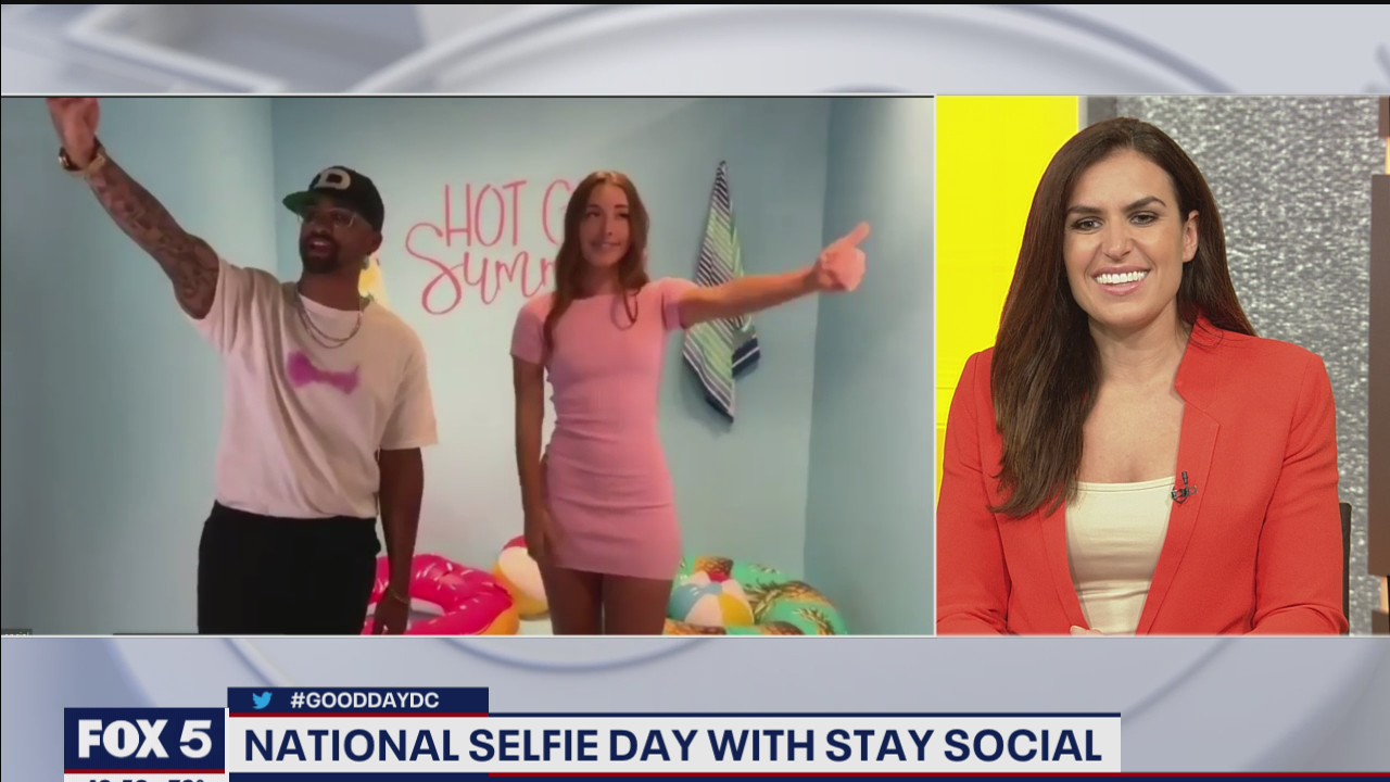 Stay Social teaches you how to take the perfect selfie