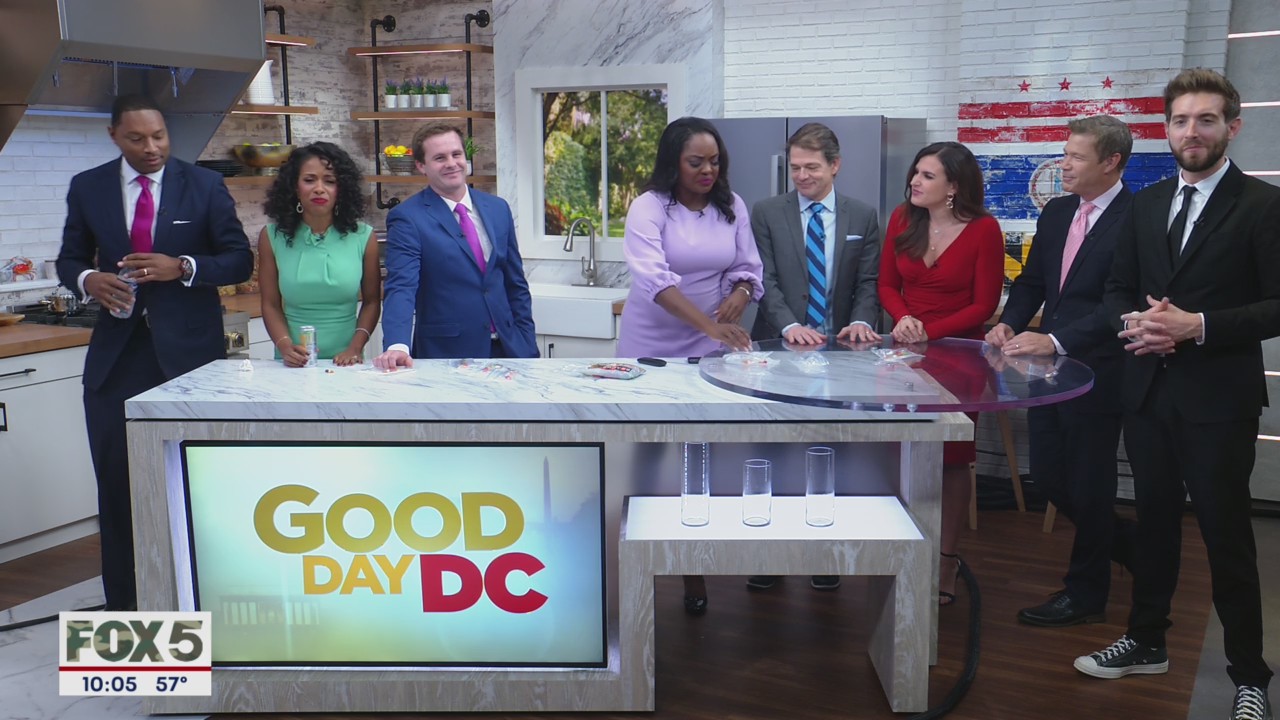 Thanksgiving-flavored candy corn taste-test!