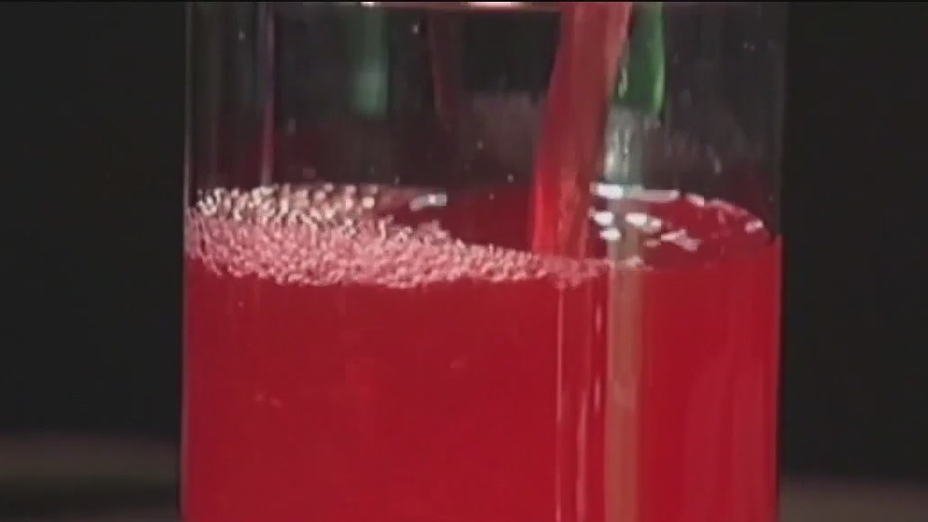 FDA bans red dye No. 3 from foods