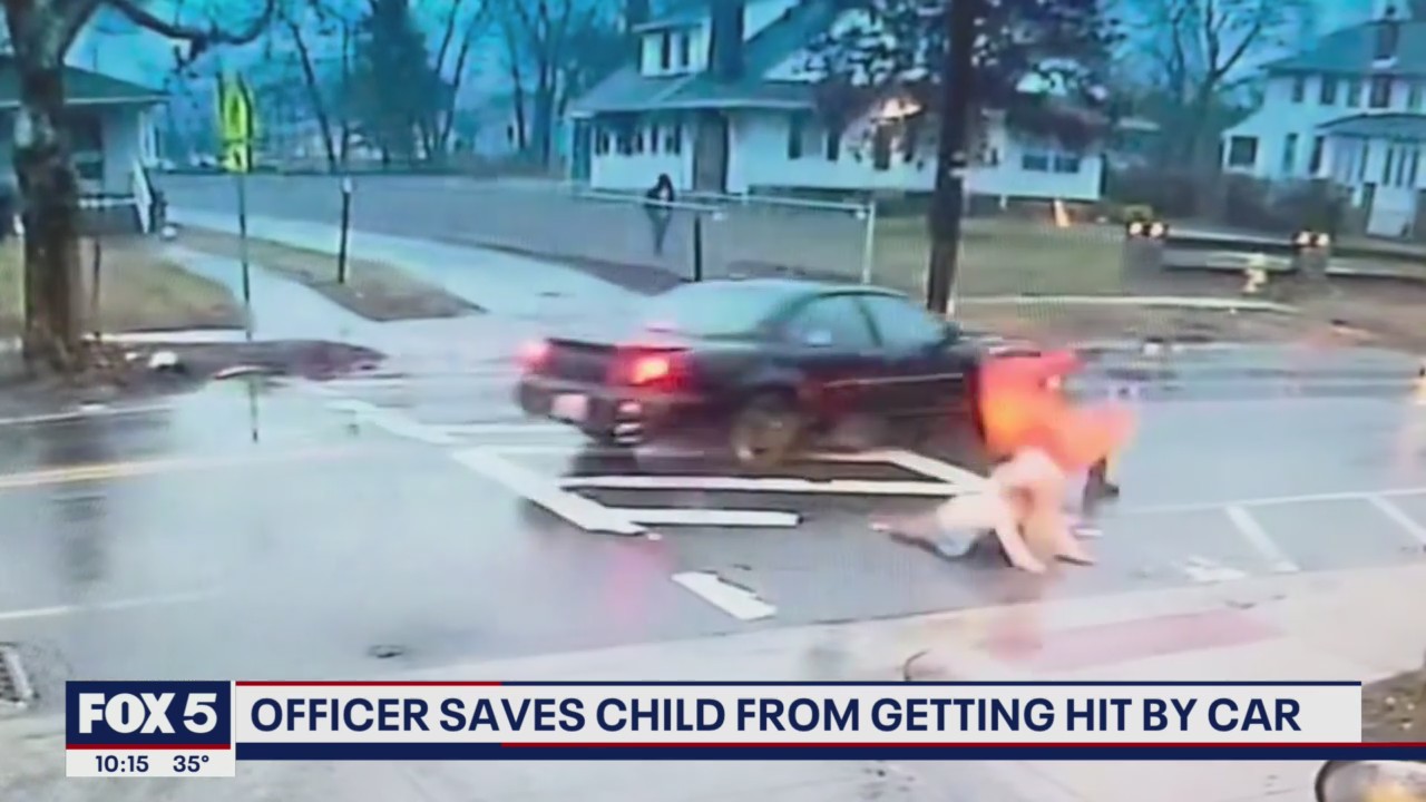 Crossing guard saves student from being hit by car | FOX 5 DC
