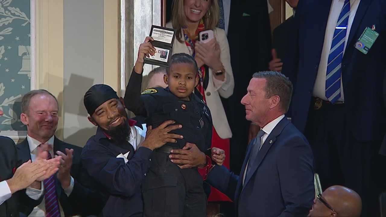 Trump appoints 13-year-old cancer survivor to Secret Service