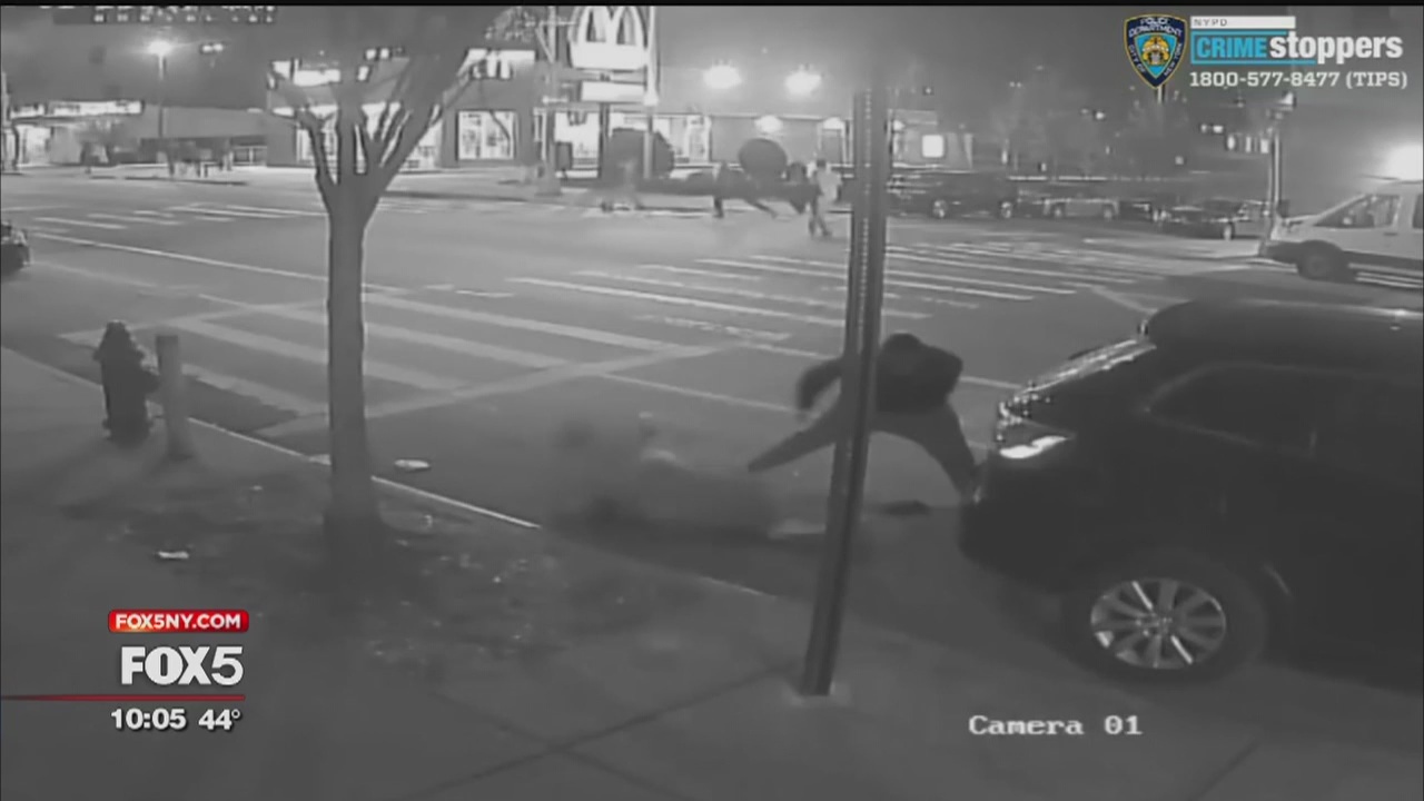 Bronx mugging victim dies