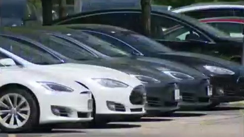 President announces 25% tariffs on car imports to U.S.