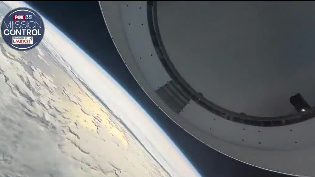 4 space explorers splashing down today