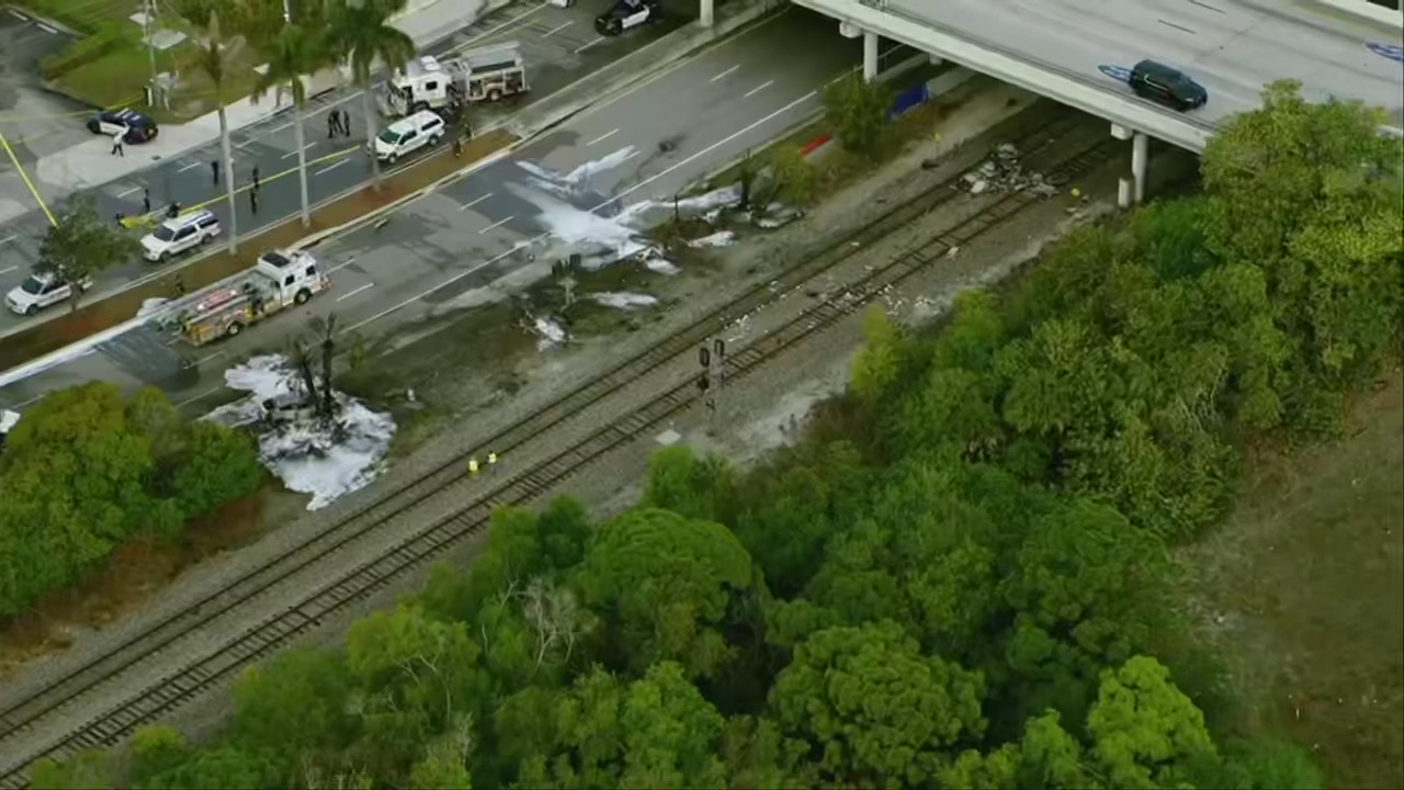 LIVE: Small plane crashes in Boca Raton, Florida | FOX 35 Orlando