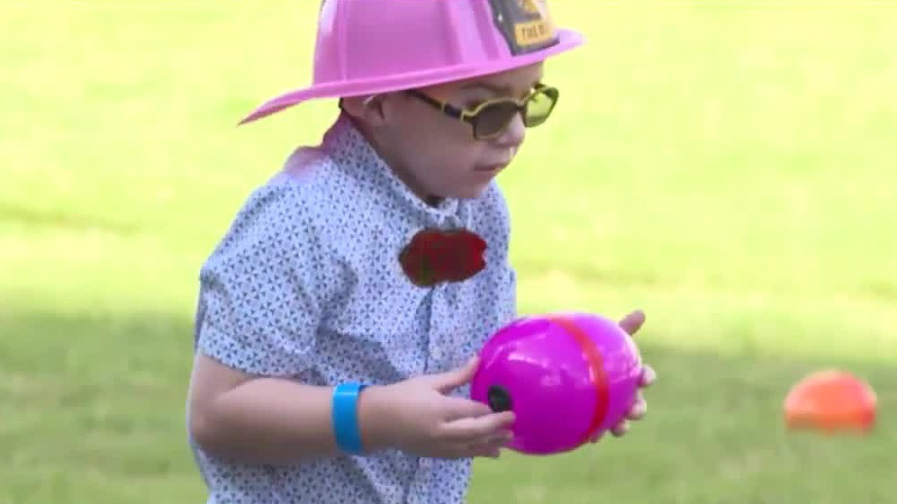 Orlando hosts Easter egg hunt for the visually impaired