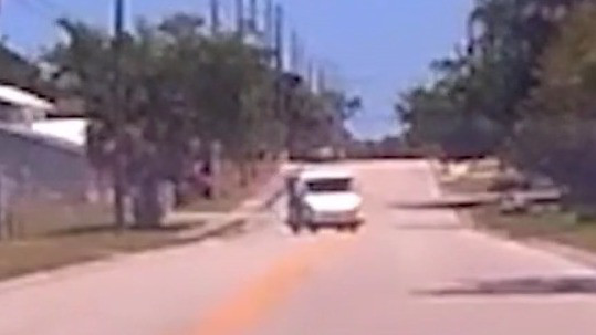 VIDEO: Florida postal worker accused of drinking on the job