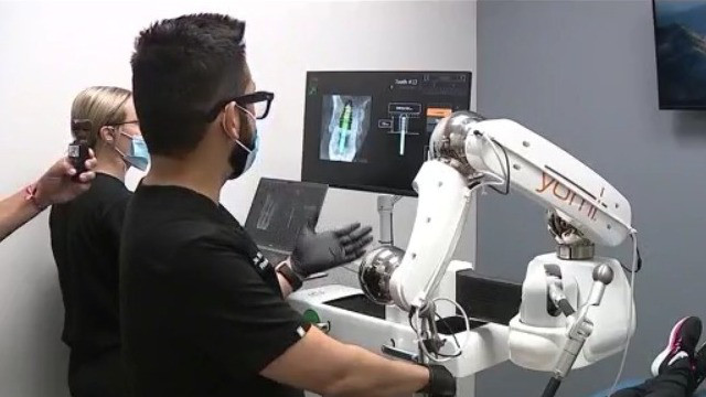 'Yomi the robot' helps dentistry make new strides
