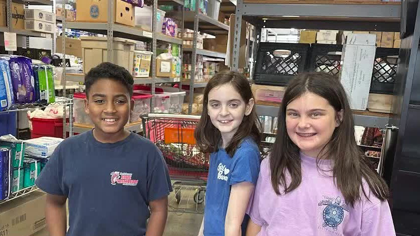 Local elementary students donate business earnings to nonprofits