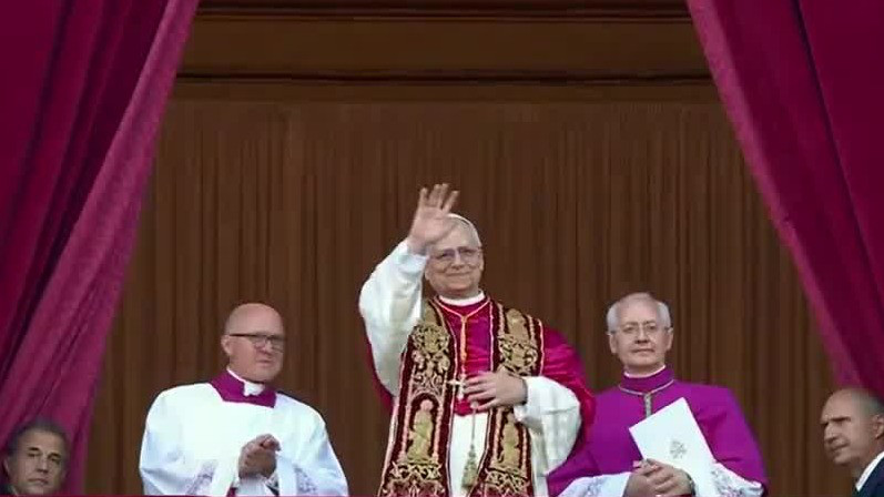 New pope elected: First American pope greets crowd