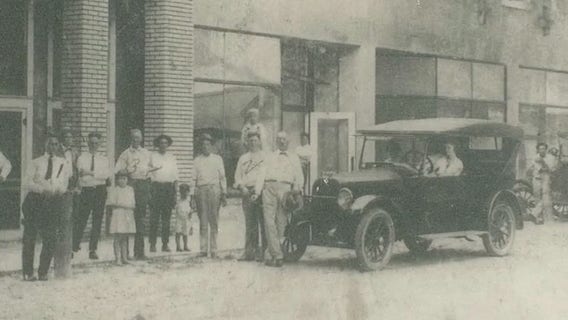 Ocoee Florida celebrates centennial with new mural