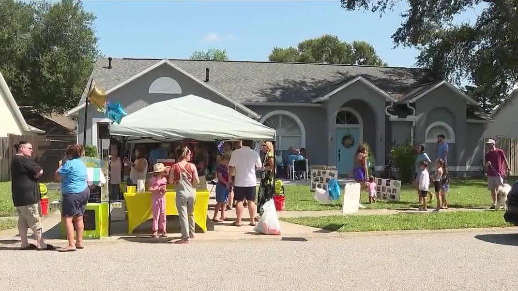 Viv's 4th annual lemonade stand returns this weekend