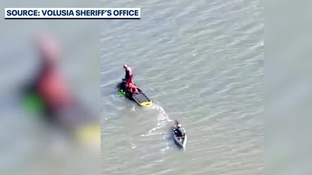 Sheriff's office helps rescue canoer after losing paddle