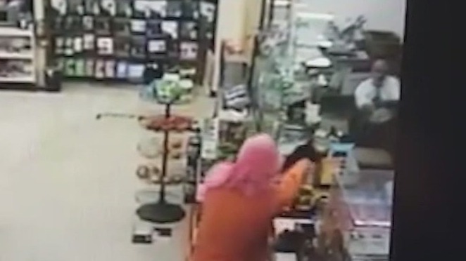 Widow asks for justice, husband killed in store robbery | FOX 35 Orlando