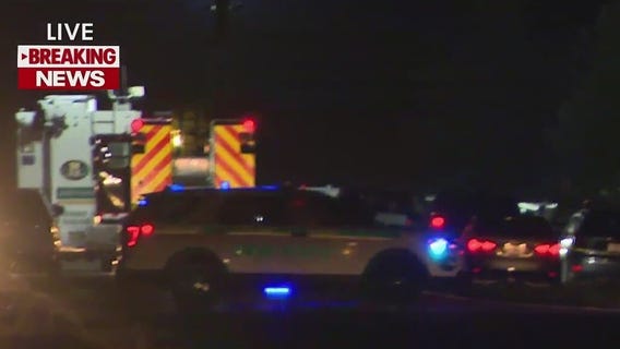 Man with pipe bomb causes road closure