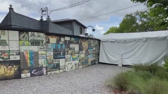 Families of Pulse victims enter nightclub for the first time