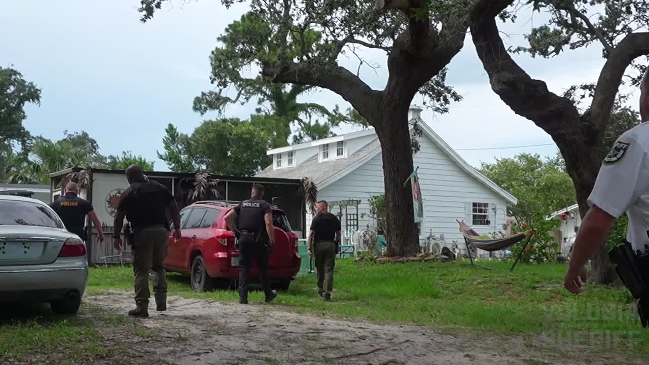 Florida dad arrested after son dies in hot truck