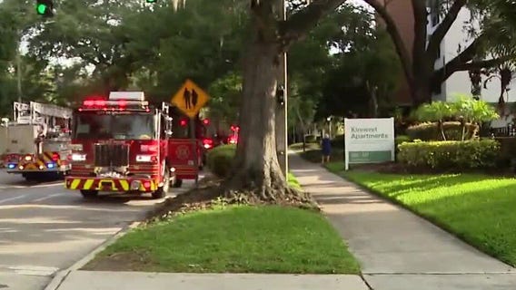 Building evacuated after pipes burst