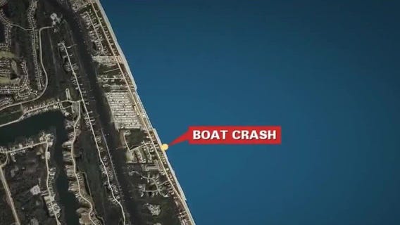 2 hurt after boat crashes into dock in Flagler County