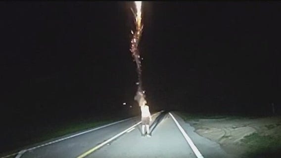 Florida man fires flare gun, strips down to underwear: deputies