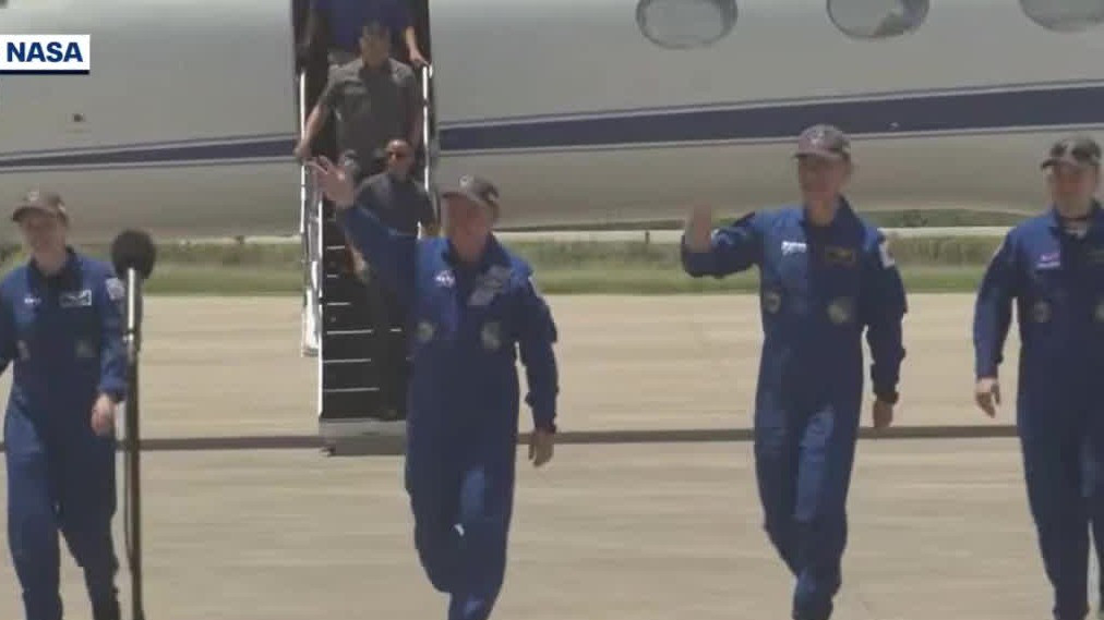 NASA's SpaceX Crew-11 arrives in Florida