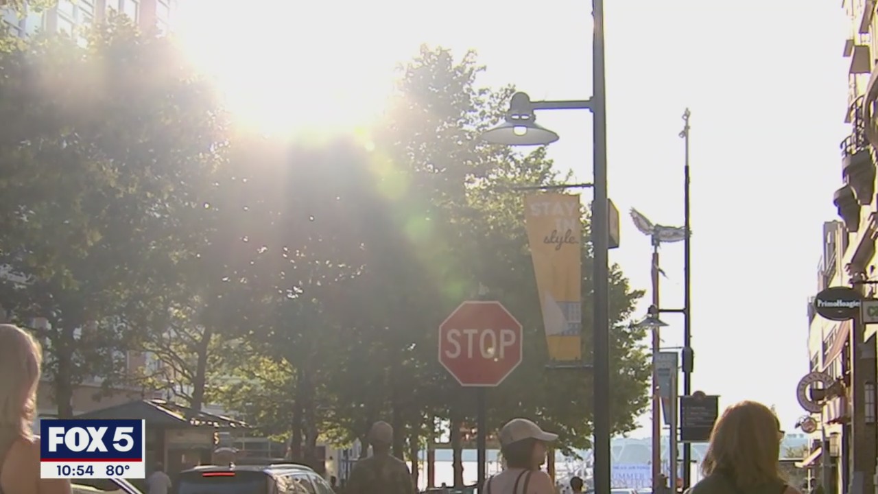 DMV residents cope with extreme heat | FOX 5 DC