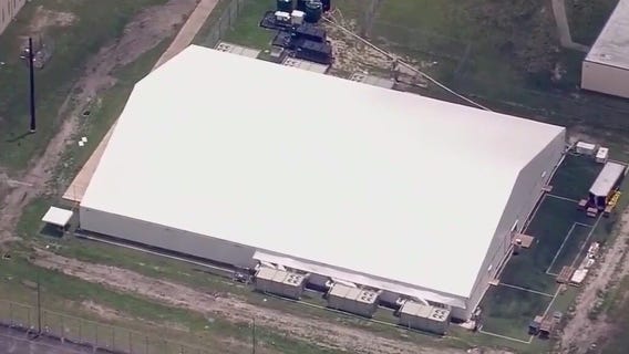 Judge bars new detainees from Alligator Alcatraz