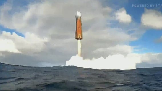 SpaceX Starship's second stage gently lands upright in Indian Ocean