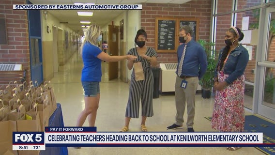 PAY IT FORWARD: Appreciating teachers at Kenilworth Elementary
