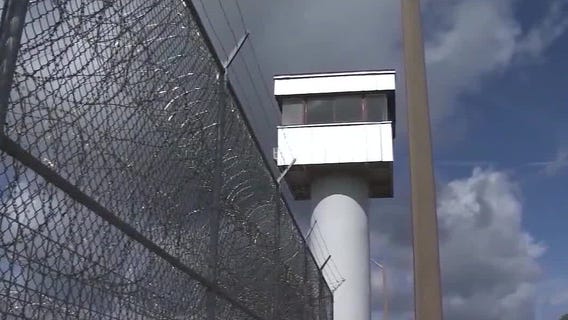 Florida opens new immigration detainment facility