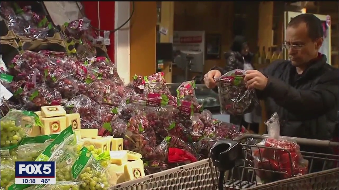 Supermarkets asking customers to keep calm and stop hoarding food