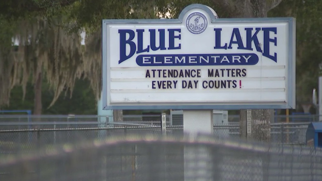 Teacher arrested on bomb threat charge at elementary school