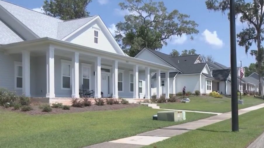 Florida lawmakers discuss eliminating property tax