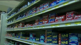 Doctors address Tylenol risks for expectant mothers