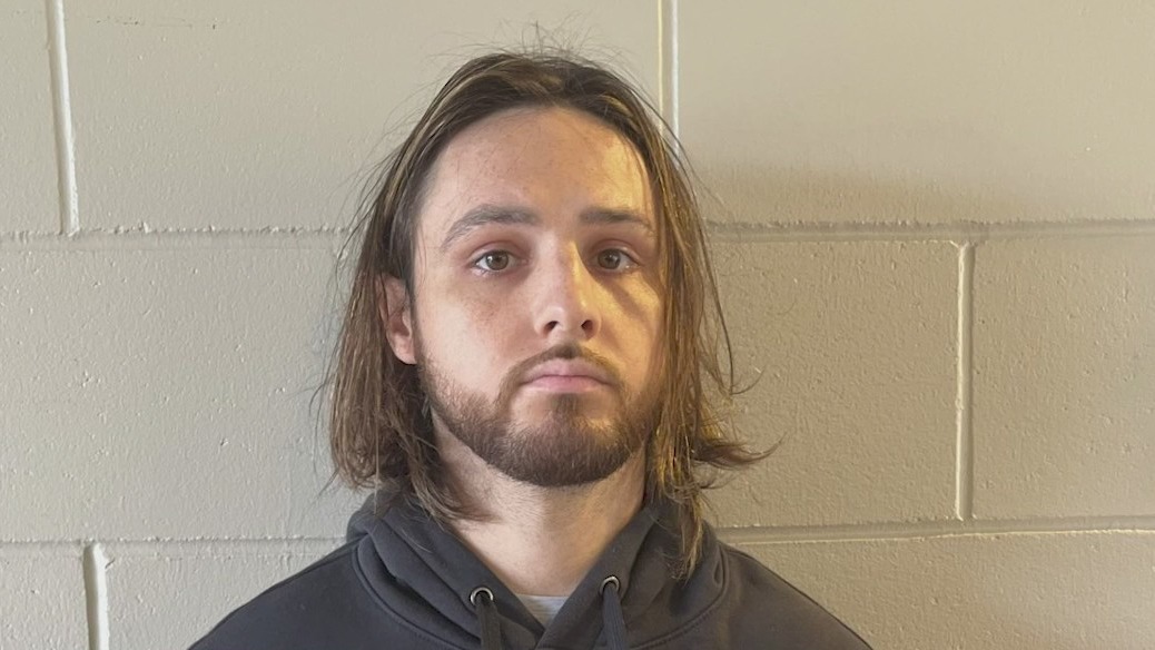 Officials: Florida man charged with starting deadly Palisades fire