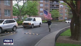 Immigrant give nightly patriotic salute to heroes in Queens