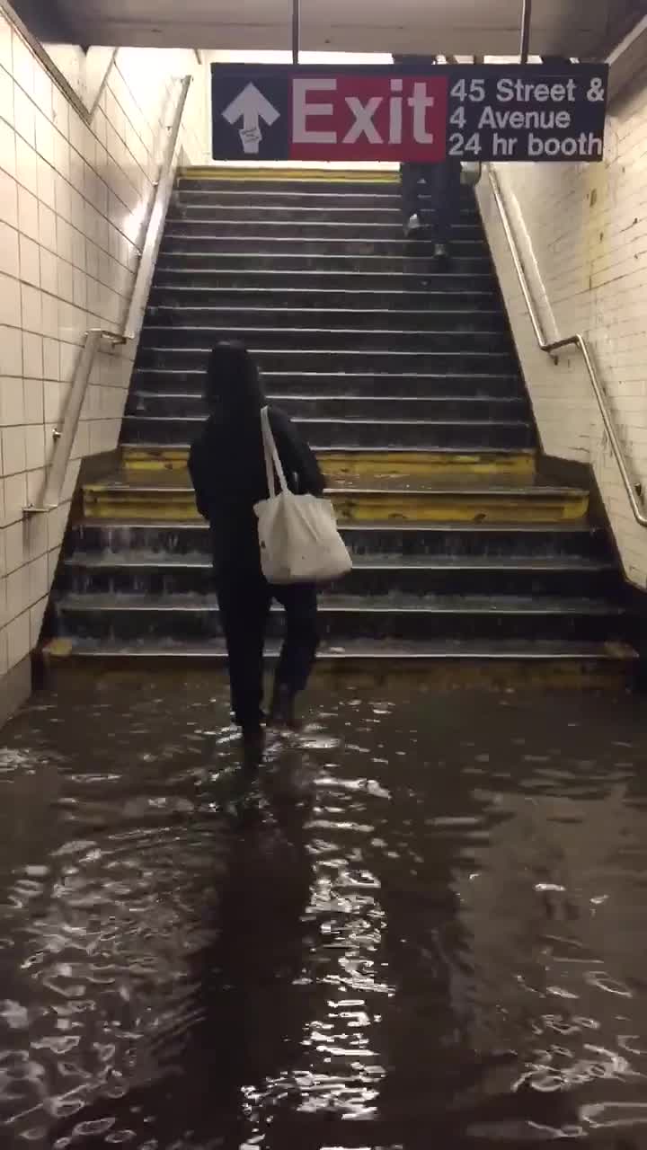 New York City Subway Station Flooded | FOX 5 New York