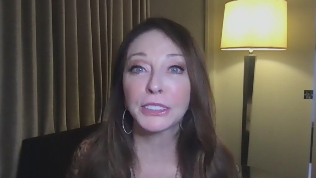 Elvira, Mistress of Dark, releases memoir