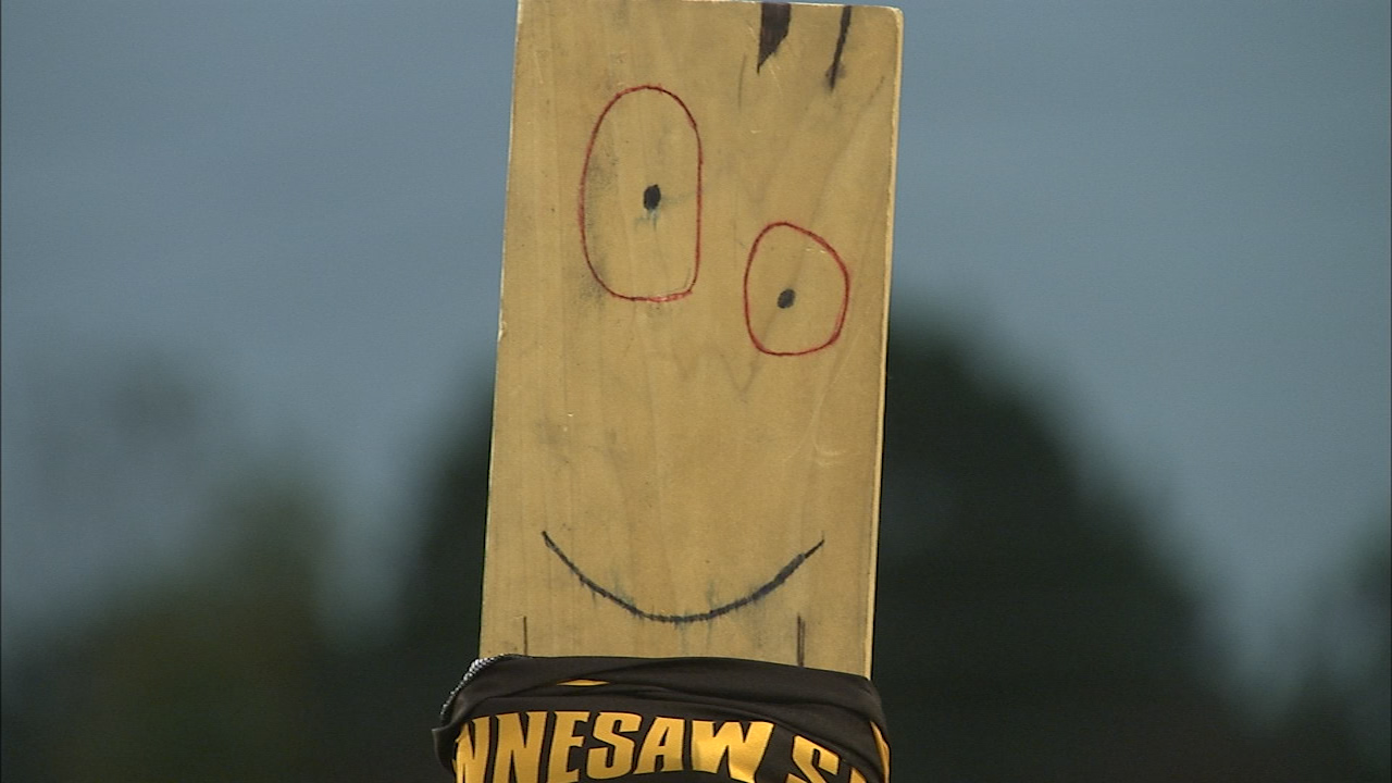 "Turnover plank" a sensation for surging Owls