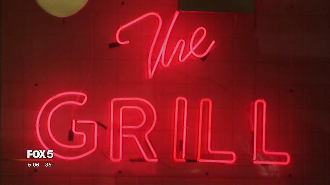 The Grill packed with Dawgs