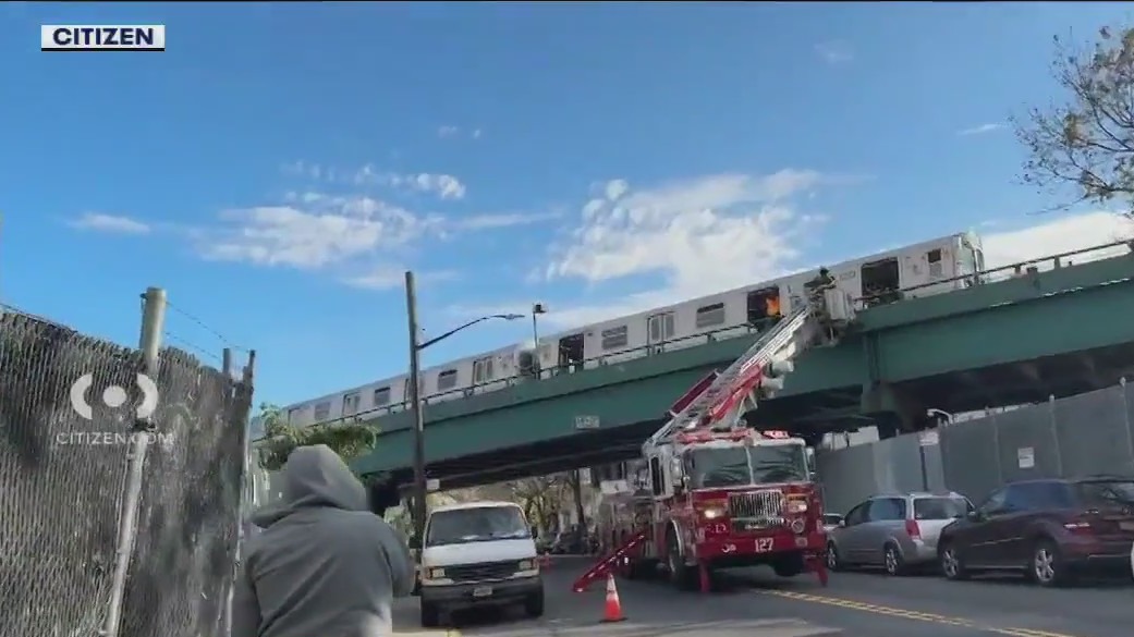 Passengers rescued from disabled train in Queens
