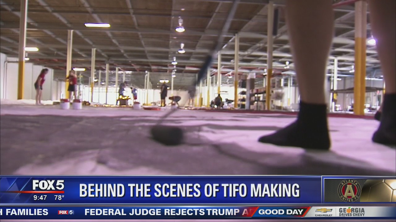 Behind the scenes of tifo making